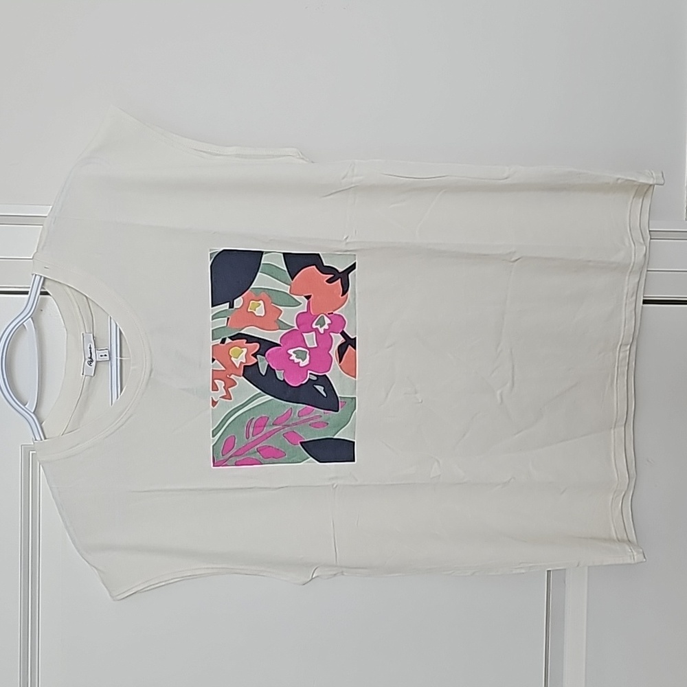 Women's Printed Extended Cap Sleeve